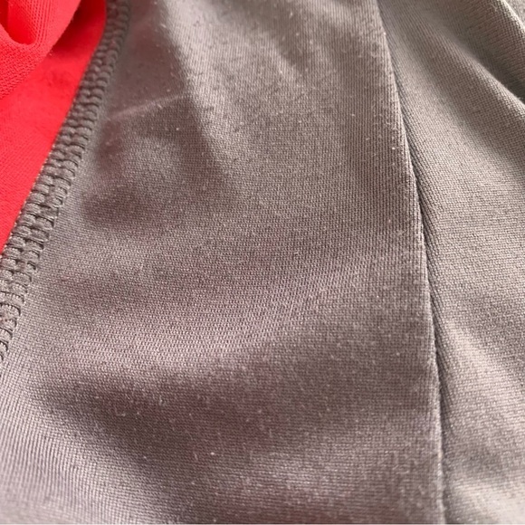 Women's Athletic Zip-Up Jacket - Large - Picture 4 of 7